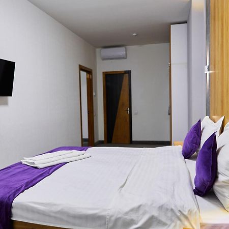 Art Plaza Hotel Tashkent Bagian luar foto