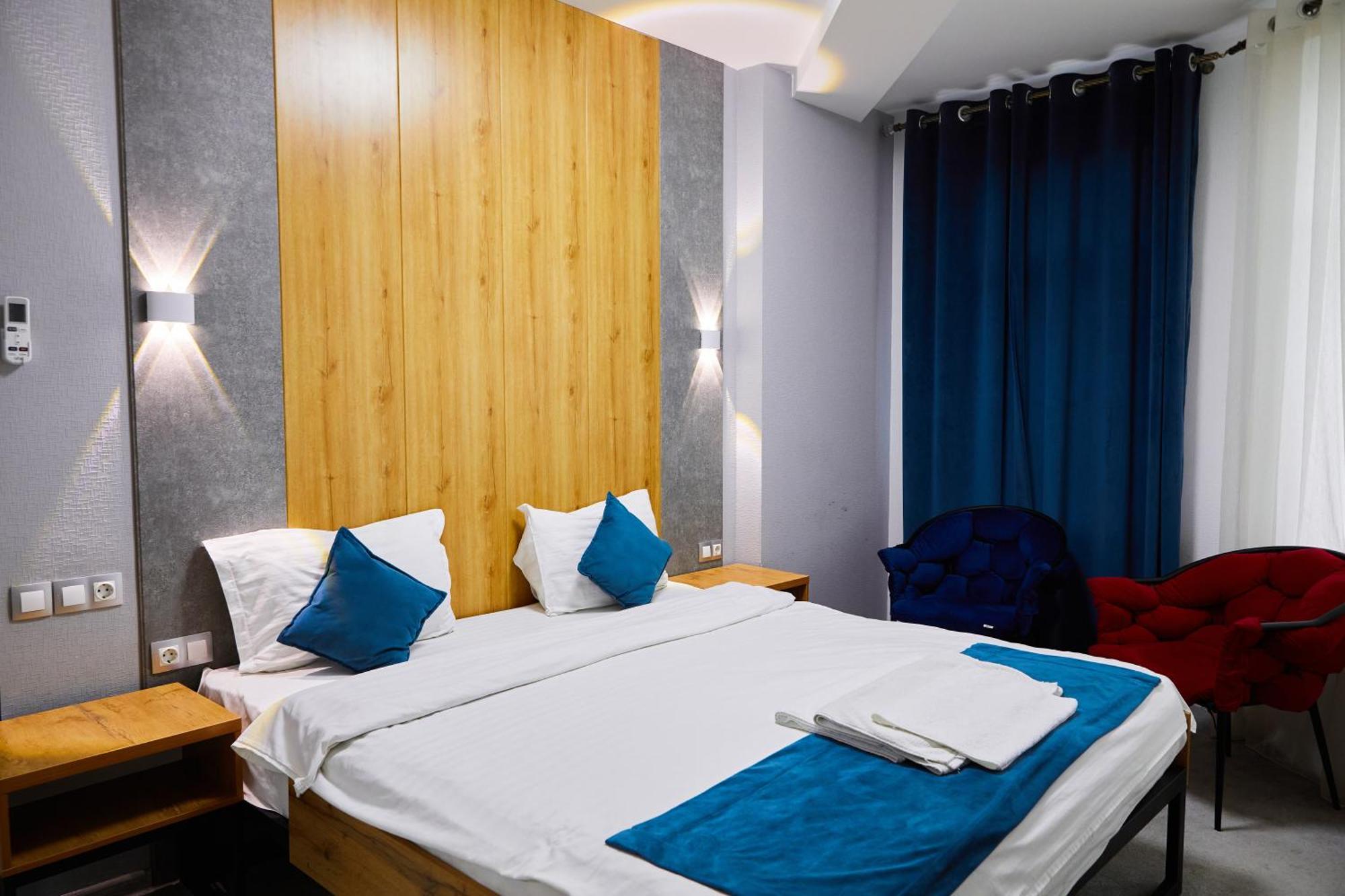 Art Plaza Hotel Tashkent Bagian luar foto