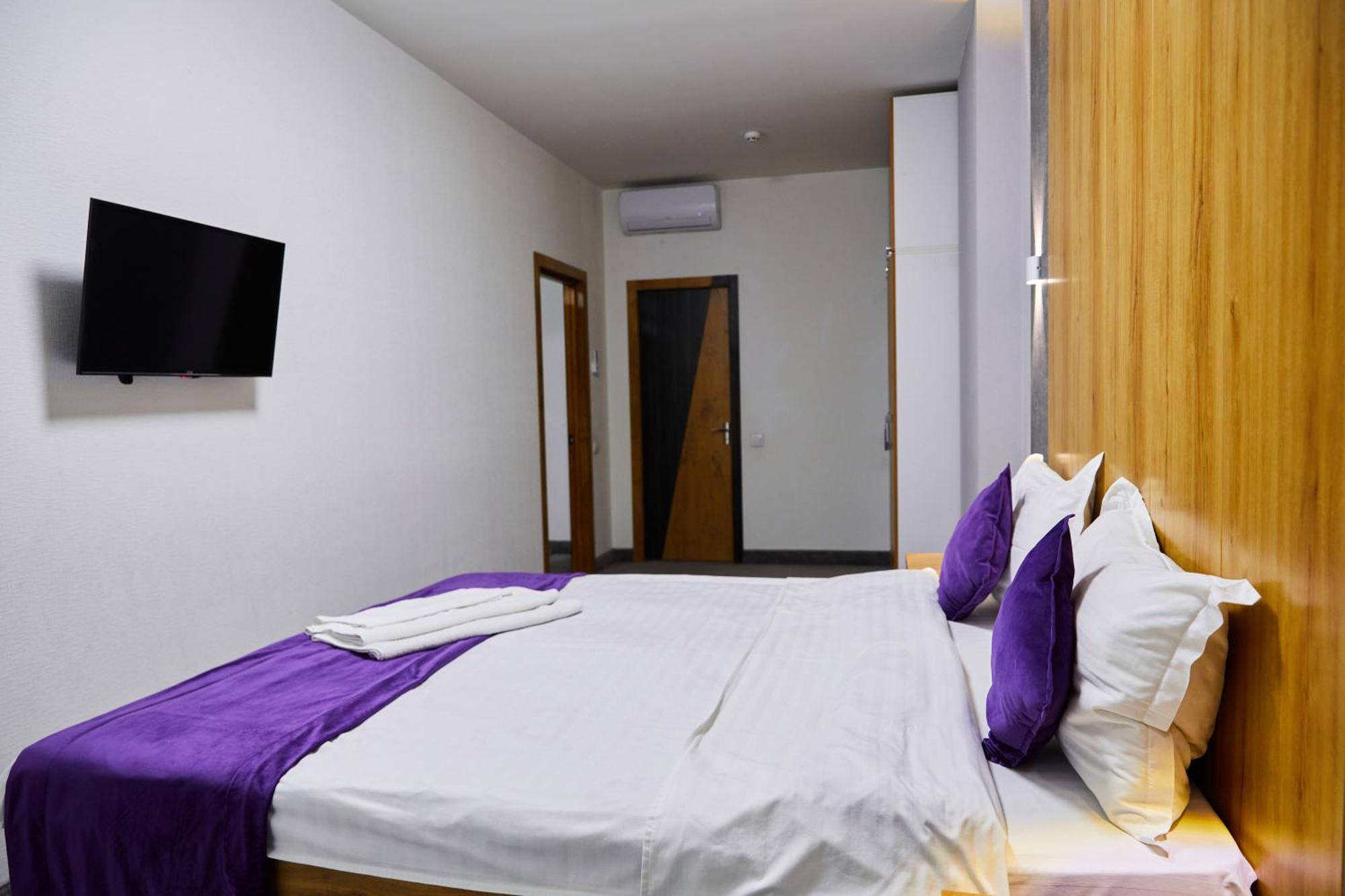 Art Plaza Hotel Tashkent Bagian luar foto