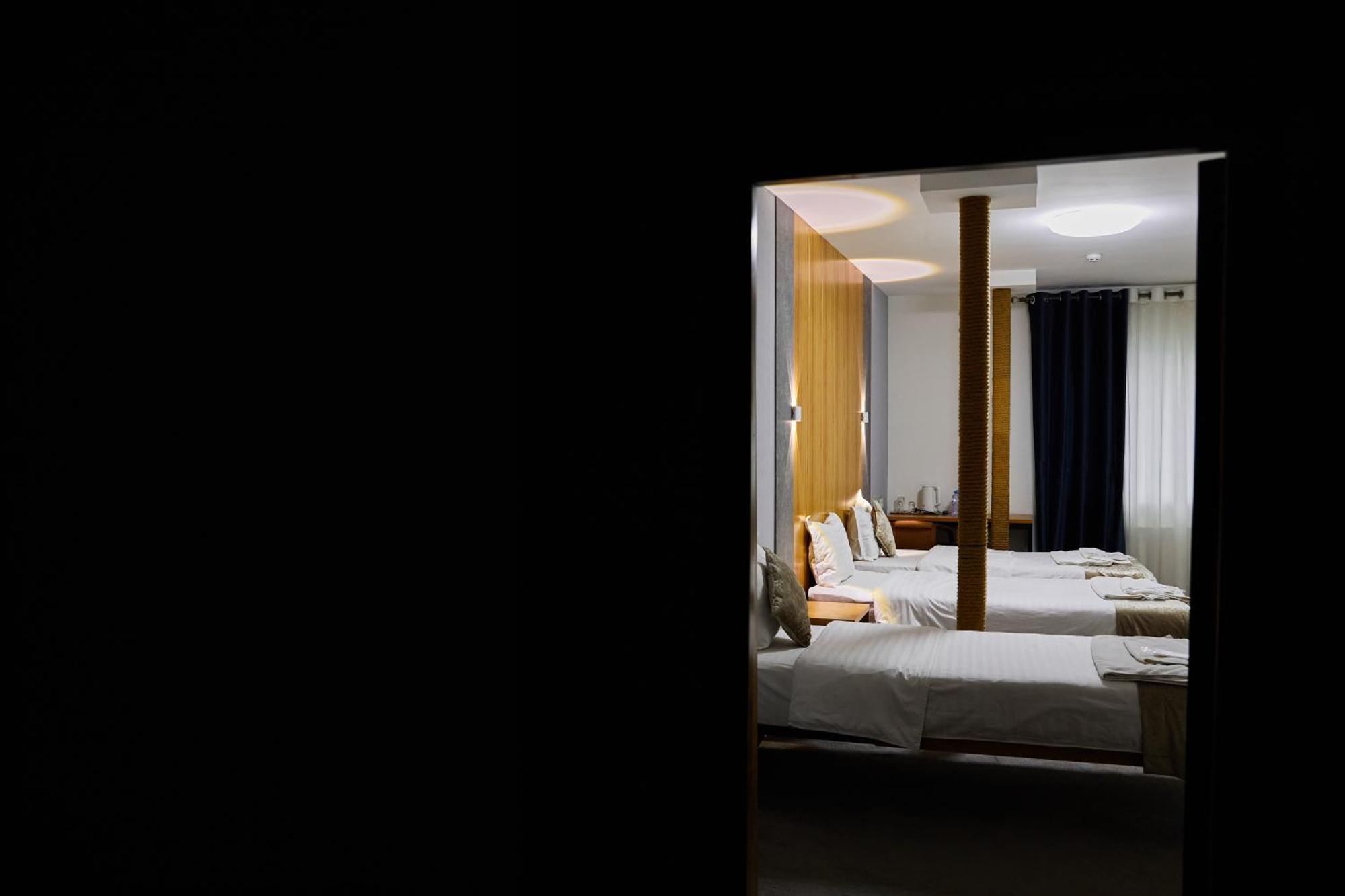 Art Plaza Hotel Tashkent Bagian luar foto