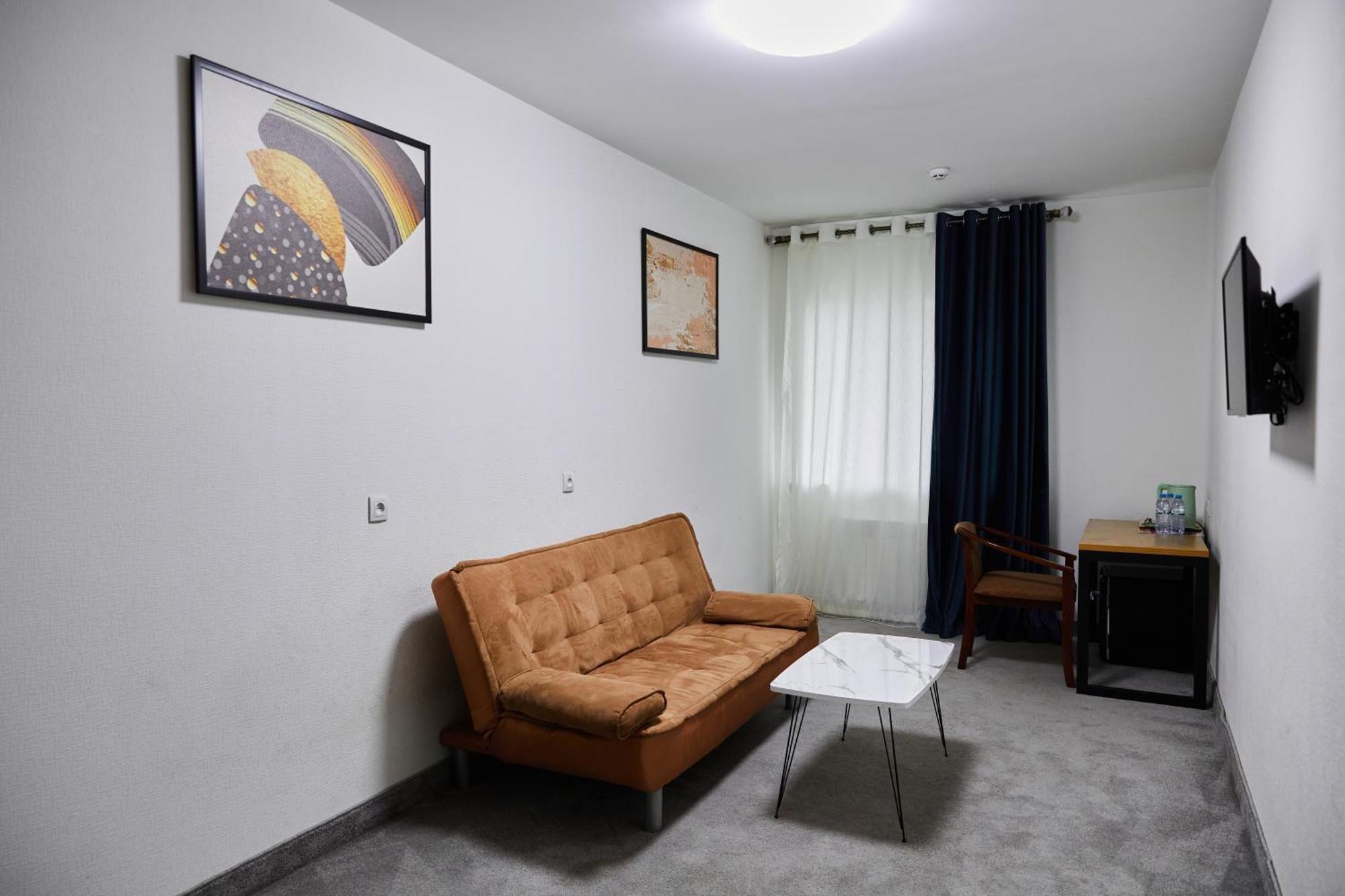 Art Plaza Hotel Tashkent Bagian luar foto