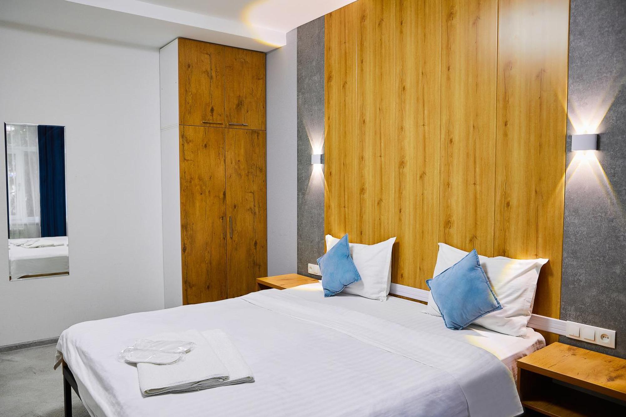 Art Plaza Hotel Tashkent Bagian luar foto