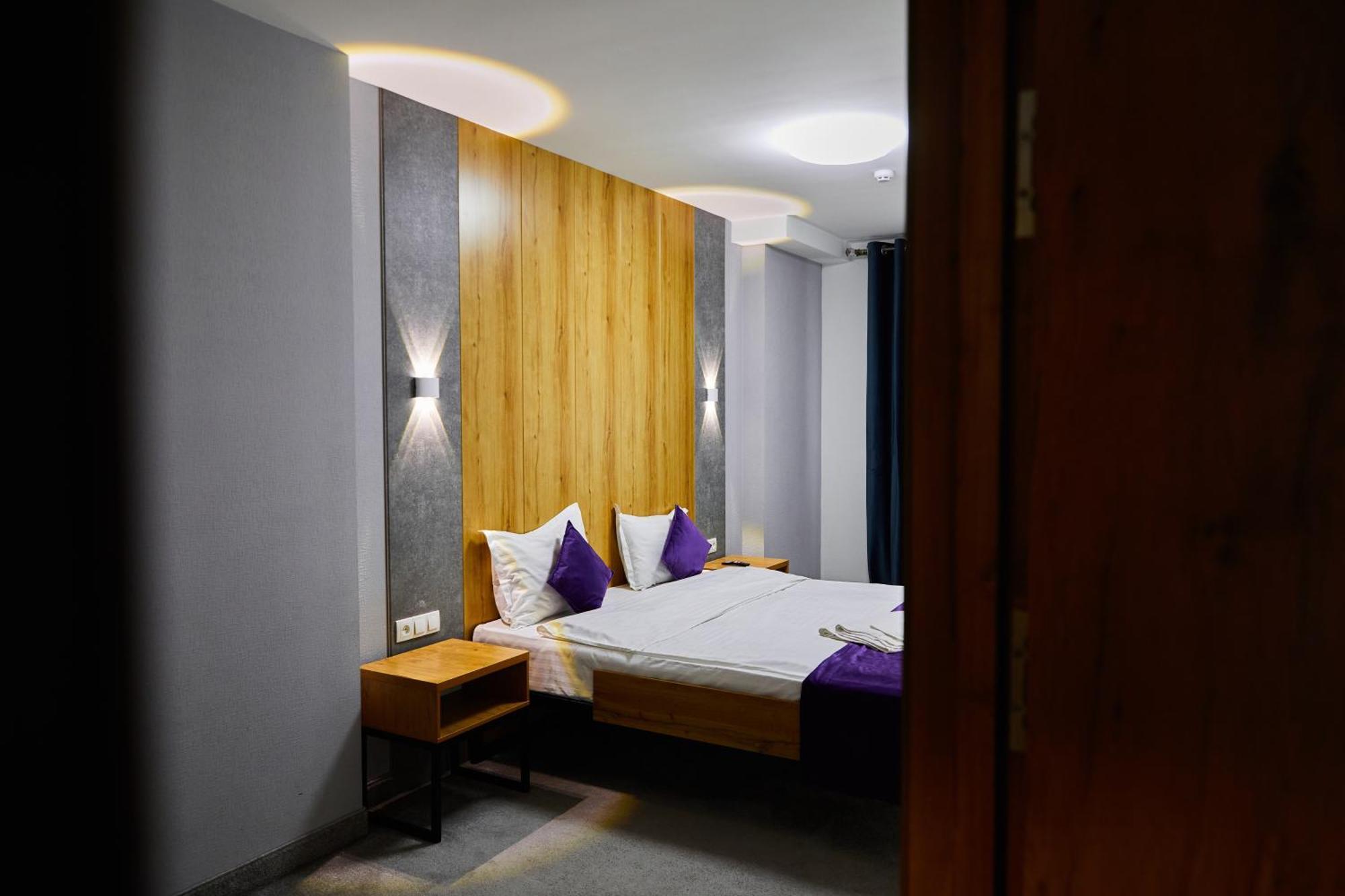 Art Plaza Hotel Tashkent Bagian luar foto