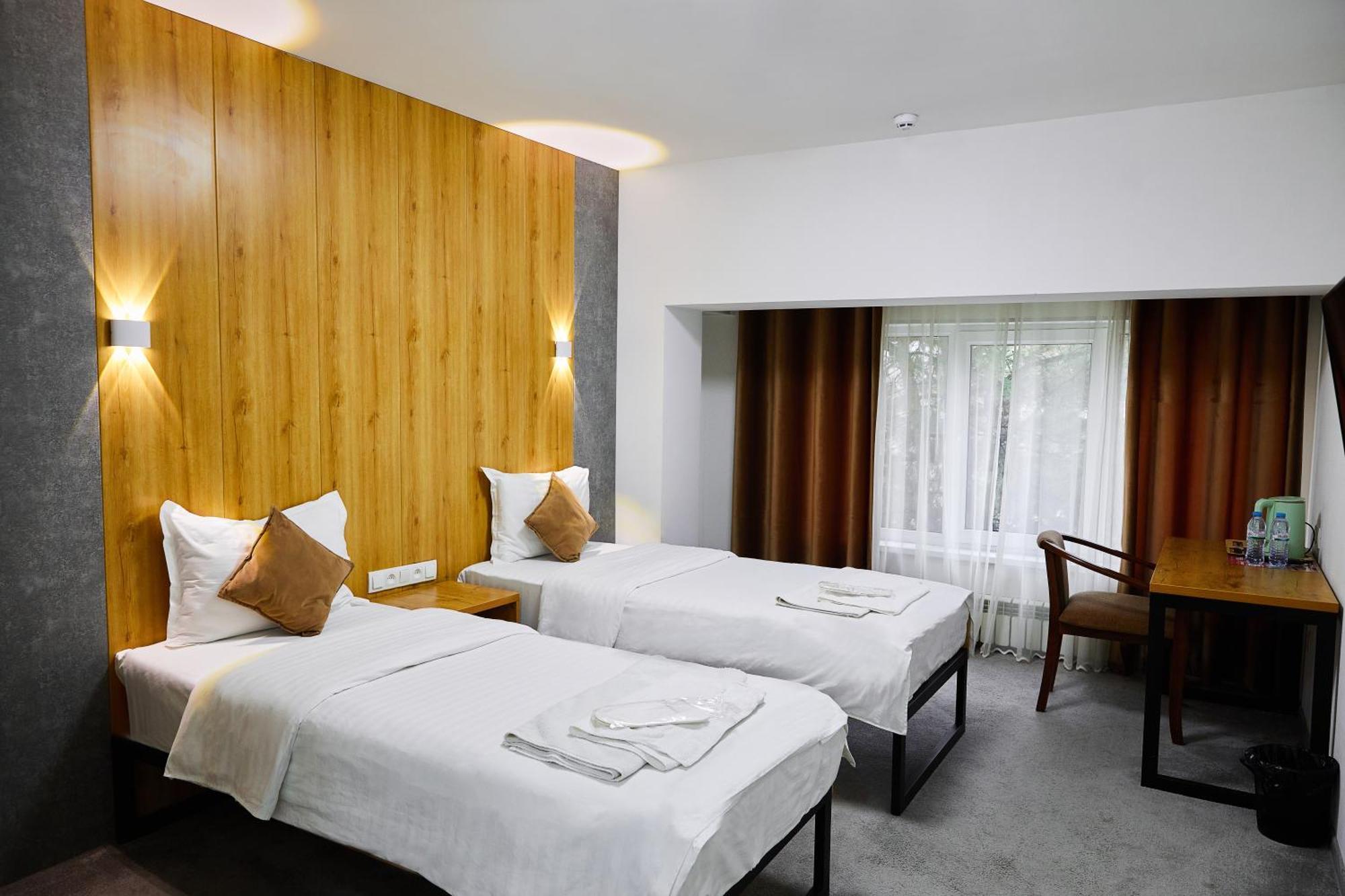 Art Plaza Hotel Tashkent Bagian luar foto